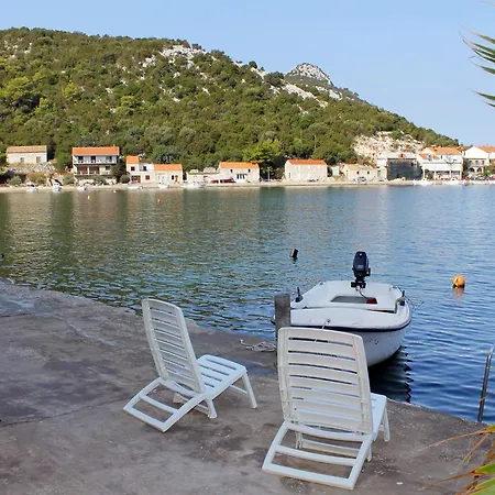 Zaklopatica 8346c Lastovo